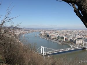 UA190224 Donau-03.JPG